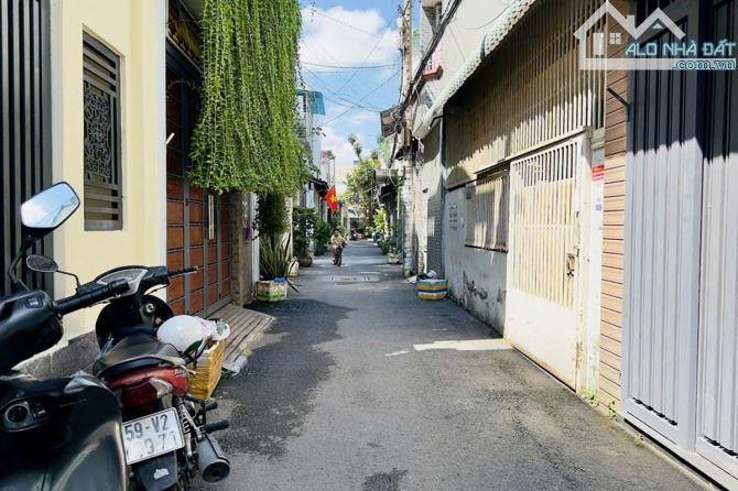Bán nhà hẻm xe hơi, Đường Số 8, Gò Vấp, 74.5 m² (4.8m x 15.5m), 2 tầng - Giá 7.5 tỷ TL - 1