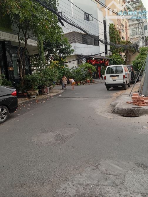 Bán Nhà 5Tầng Quận 7_KIA Canival Ngủ Trong Nhà_Full Nội Thất+Thang Máy;Sổ 2025;Nhỉnh 12Tỷ. - 1
