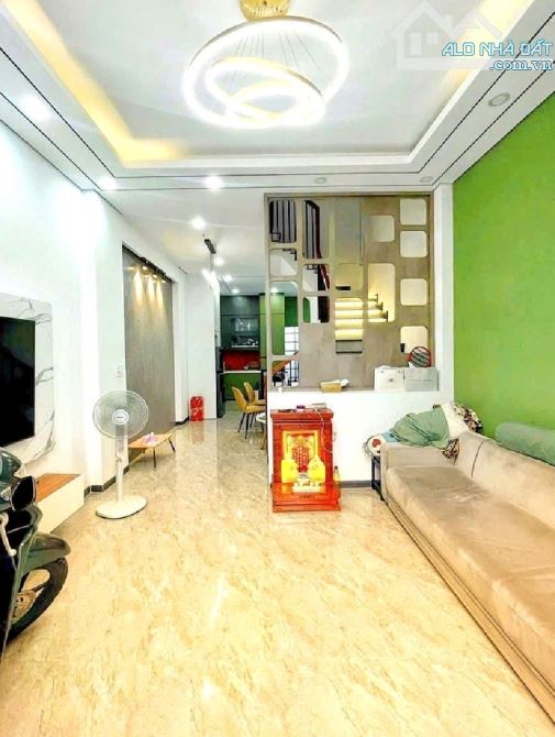 Cách Mạng Tháng 8 - Cạnh CV Lê Thị Riêng - 4x13m - Nở Hậu - HXH thông - Nhỉnh 8T - 1