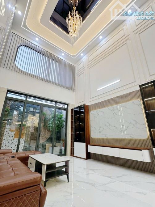 NGAY TÊN LỬA BÌNH TÂN - LÊ ĐÌNH CẨN - NHÀ HIỆN ĐẠI GIÁ TỐT - 68m2 - 5 TẦNG - NHỈNH 7 TỶ. - 1