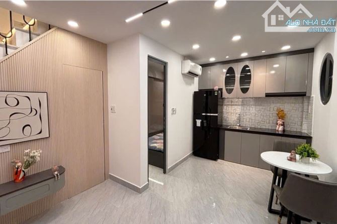 Bán nhà hẻm thông, Cô Giang, Phú Nhuận, 28m² (4.5m x 6m), 3 phòng ngủ - Giá 4.95 tỷ TL - 1