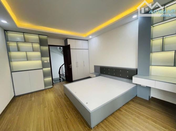 Siêu hiếm 32m2 x 5T - Phố Khương Trung - Thanh Xuân - 20M Ra Phố - MT 4.5 - Giá 6.2 tỷ. - 1