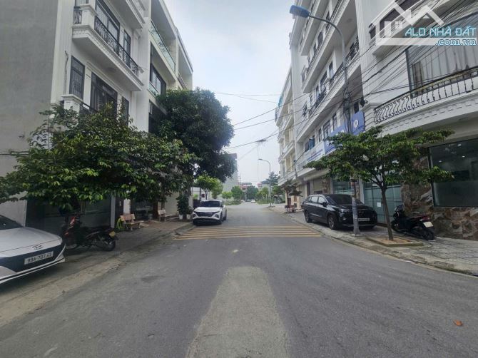 Bán lô đât áp góc khu 8 Giãn dân . P Đại Phúc. Dt 74.2m2 mt 4.5m hướng TN giá 7.950tr - 1