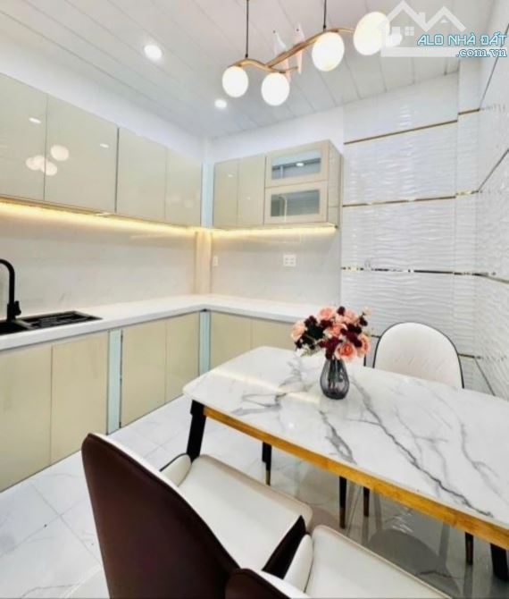 BÁN NHÀ ĐẤT VUÔNG ĐẸP DƯƠNG QUẢNG HÀM GÒ VẤP | 3 TỶ 750TR | 56.4M2 | SỔ HỔNG RIÊNG - 1