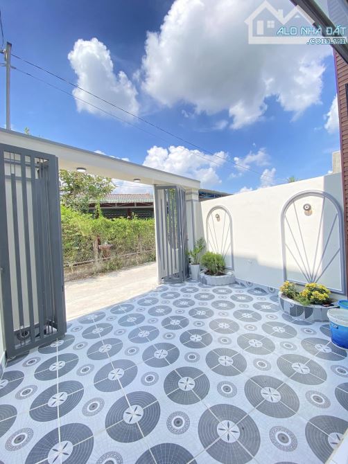 CCG bán gấp nhà cấp 4, SHR, 100,5m2, Xã Tân Thạnh Đông, chỉ 1 tỷ 200. - 1