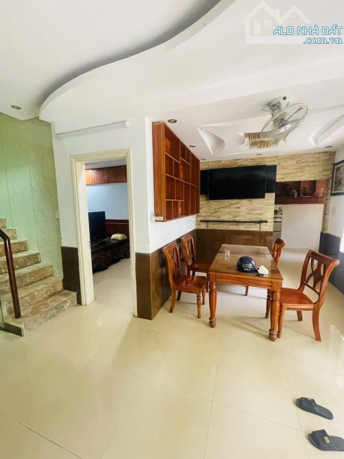 Bán nhà 2 tầng kiệt oto 235 Bà Triệu , phường An Cựu , Tp Huế - 1