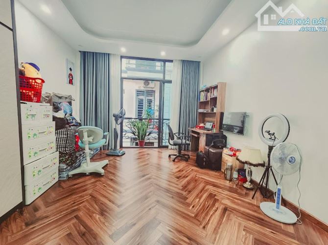HỒ TÙNG MẬU – 30M² – 6 TẦNG – NGÕ RỘNG – VÀI BƯỚC Ô TÔ TRÁNH – MT 4M – 7.5 TỶ - 1