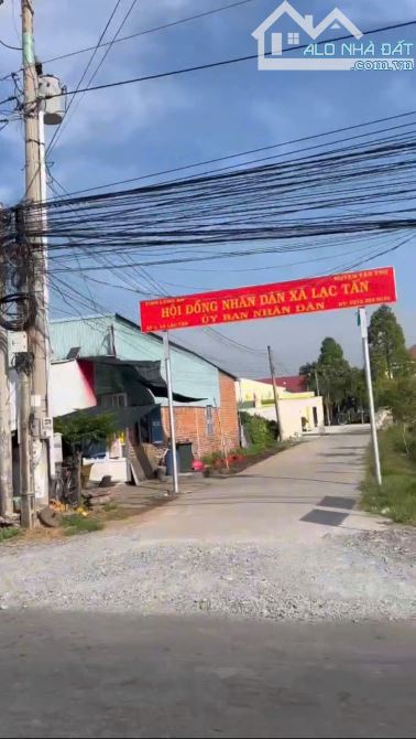 Bán 2 mảnh đất giá tốt full thổ cư ở Tỉnh Long An - 1