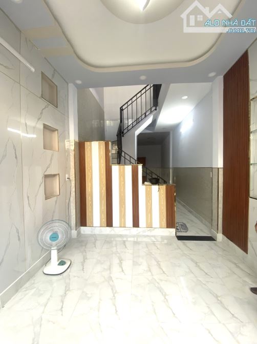 Bán nhà quận 6 - Hẻm xe hơi - Nở hậu đẹp - Đường huyết mạch hậu giang 7,2 tỷ - 1
