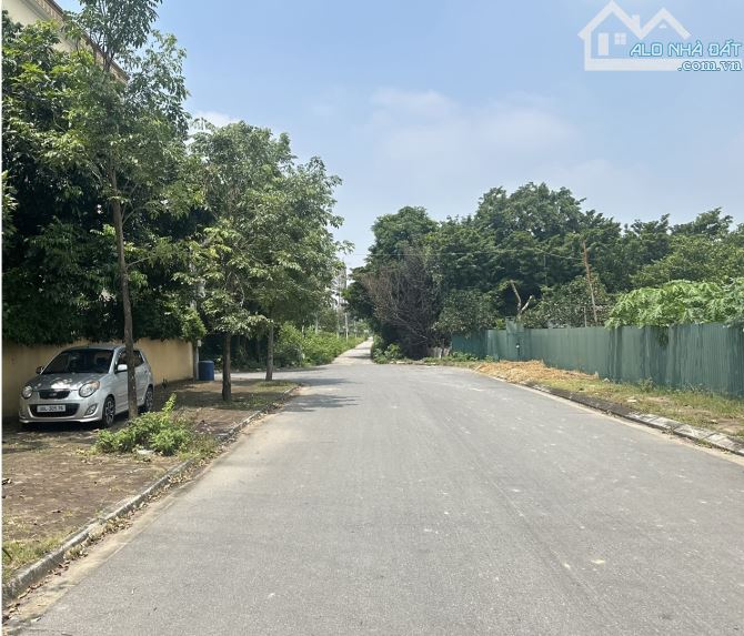 Hiếm , đẹp , thôn vệ , Nam hồng , đông anh 110m2 x MT5m phân lô vỉa hè ô tô tránh - 1
