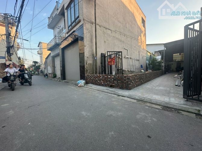 Chính chủ cần tiền muống nhượng lại mảnh đất hai mặt thoáng mặt đường Khoan Tế, Đá Tốn - 1