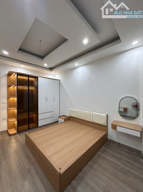NHÀ ĐẸP VŨ TÔNG PHAN--NGÕ XE BA GÁC--GẦN PHỐ-VỀ Ở NGAY-40M2-5 TẦNG-9,3 TỶ - 1