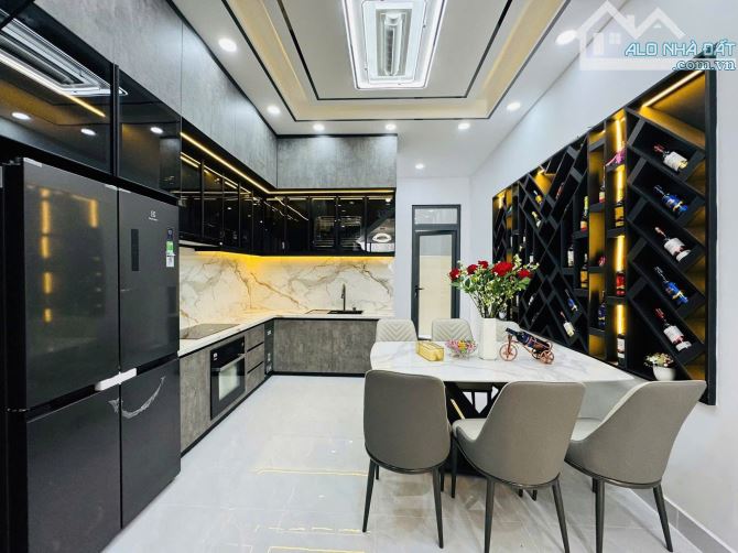 BÁN NHÀ QUẬN 7, GẦN CẦU PHÚ XUÂN, 3 TẦNG, 4 x 15, HẺM 6M , GIÁ NHỈNH 7 TỶ - 1
