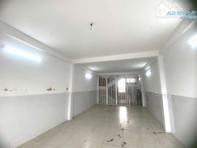 Nhà 4 Tầng hẻm xe hơi 5m đường TÂN THỚI HIỆP 29, Q12,  90m2 (5 x 18), gần Giáo xứ Chợ Cầu - 1