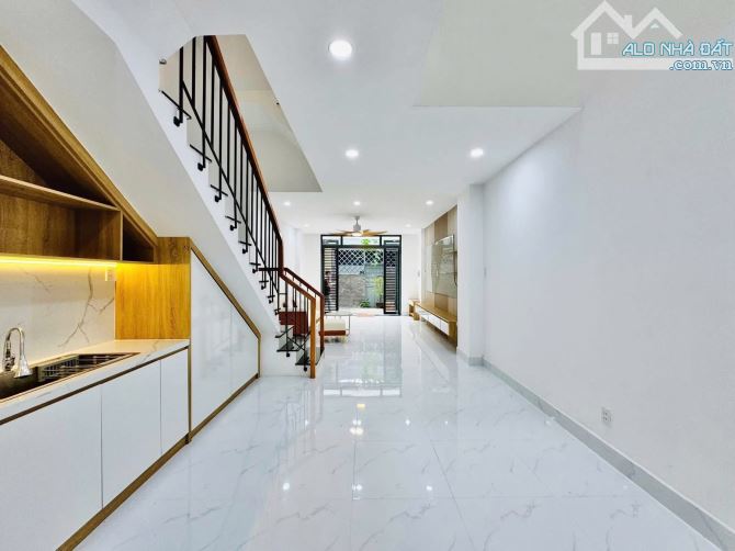 ? HIẾM – NHÀ ĐẸP 4 TẦNG –DT 80M2 – LÂM VĂN BỀN, P. TÂN KIỂNG, Q7 – NHỈNH 6 TỶ - 1