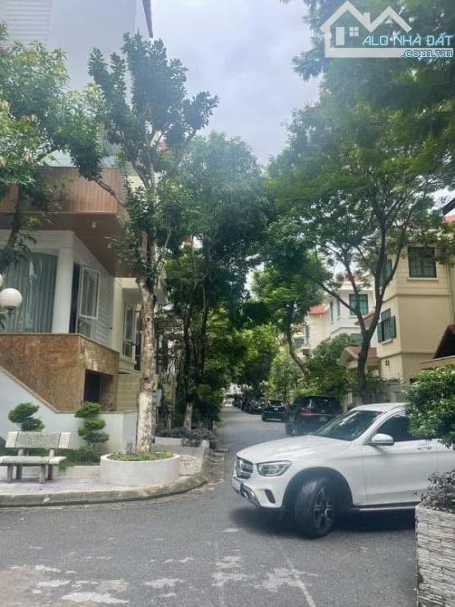 BÁN GẤP NHÀ PHÂN LÔ CÁN BỘ SÁT PHỐ LIỄU GIAI BA ĐÌNH 115M MT 5.5M NHỈNH 38 TỶ - 1