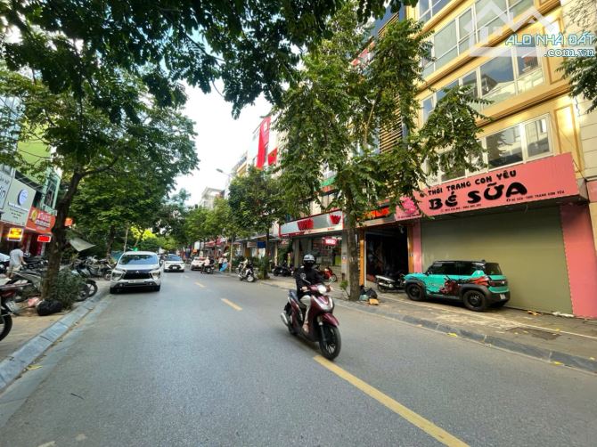 BÁN ĐẤT MẶT PHỐ 18 TỶ 35m MT 3,3m VỈA HÈ Ô TÔ TRÁNH KINH DOANH TRƯƠNG CÔNG GIAI CẦU GIẤY - 1