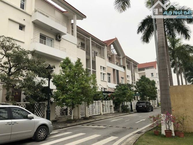 CHO THUÊ NHÀ RIÊNG MỚI ĐEP 115M2X5T FULL NỘI THẤT KĐT SPLENDORA - 1
