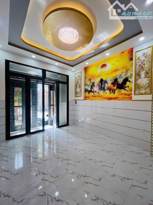 NHÀ SIÊU MỚI KHU TÂN HÒA ĐÔNG - GẦN 90M2 - NỞ HẬU - 3 TẦNG - HXH - GIÁ CHỈ NHỈNH 6 ĐỒNG - 1