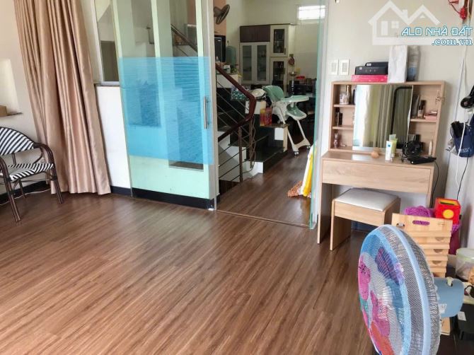 NGỘP NGÂN HÀNG BÁN GẤP TRONG THÁNG - GÒ CẨM ĐỆM - 4.75M X 13M - 4 TẦNG - 9.7 TỶ - 1