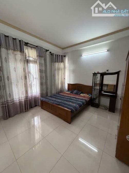 NGỘP NGÂN HÀNG BÁN GẤP TRONG THÁNG - PHAN THÚC DUYÊN - 4M X 12.7M - 4 TẦNG - 36 TỶ - 1