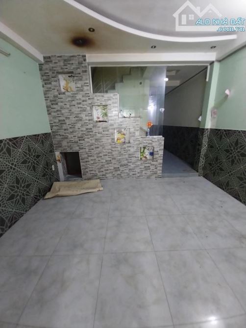 BÁN NHÀ 2 TẦNG, TÂN HOÀ ĐÔNG, QUẬN 6, GẦN MẶT TIỀN, 4x15M, CHỈ HƠN 3 TỶ - 1