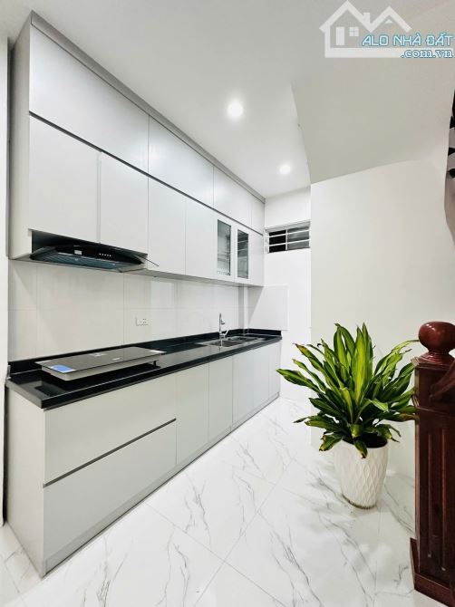 Trần Quốc Vượng, Cầu Giấy, 30m2, 5T, MT 3.5m, ChỈ 7.4 tỷ !!! - 1
