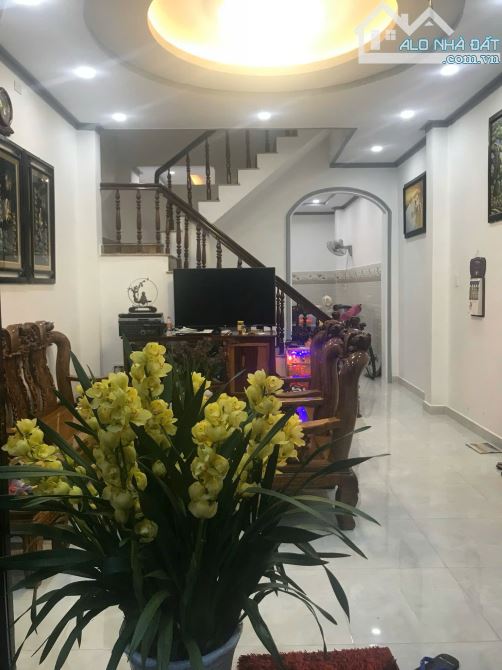 Bán nhà hẻm ô tô, đường thông giữa Quang Trung và Đinh Tiên Hoàn. Giá chỉ 8,5 tỷ - 1