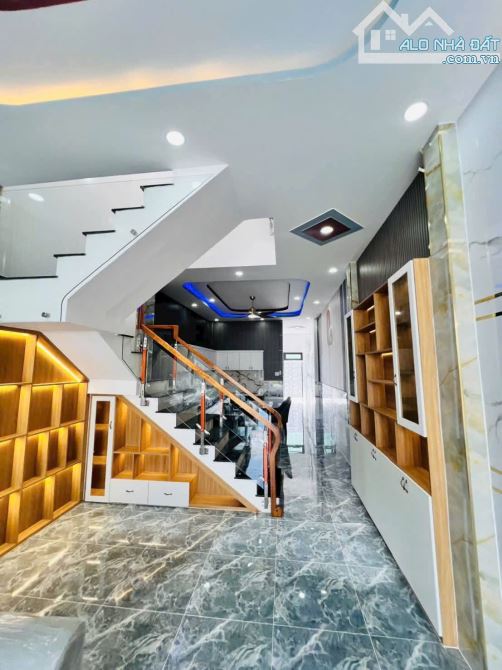 bán nhà gần trường thcs DI TRẠCH , hưởng trọn tiện ích khu đô thị hinode - 1