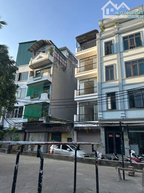 Hàng Hiếm Oto Tránh - View Sân Chơi - 6 Tầng Mặt Ngõ Thông Kinh Doanh - Giá Nét 11,6 tỷ - 1