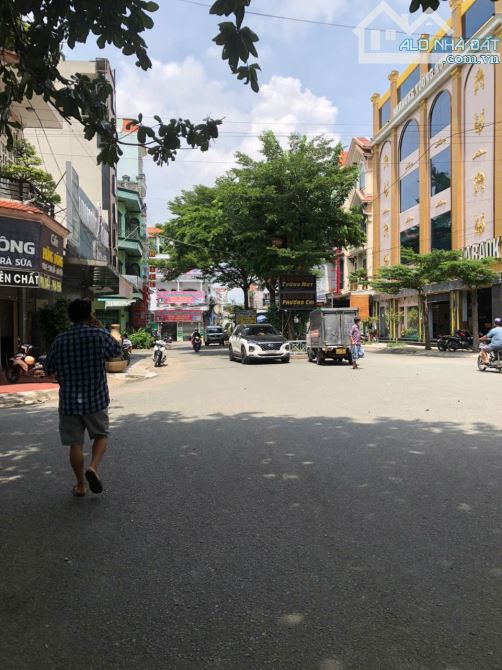 DĨ AN NHÀ TRỌ 2 TẦNG DT 110 M2 GIÁ 6,5 TỶ TL - 1