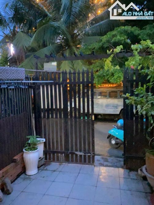 Cực Hiếm! nhà 2 mặt tiền, 73 m2, 4 tầng, Bùi Minh Trực, Quận 8, chỉ 8.x tỷ, tặng nội thất - 1