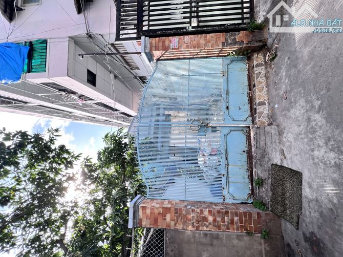 BAN NHÀ 100M2 NỞ HẬU TÀI LỘC HẺM XE HƠI - P. TÂN THUẬN NHỈNH 6ty TL - 1