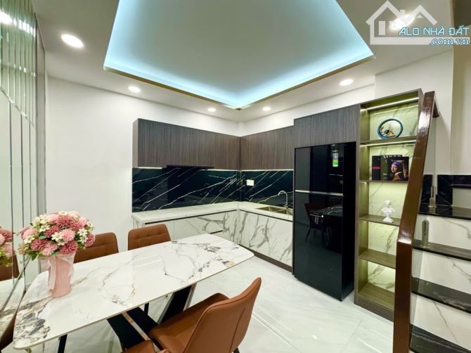 NHÀ 4 TẦNG HẺM XE HƠI THÔNG NGUYỄN VĂN LINH - TÂN THUẬN NHỈNH 7ty TL - 1