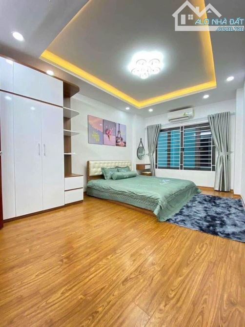 Giảm 2 tỷ bán nhanh nhà phân lô Ngô Thì Nhậm , vỉa hè rộng . Dt 55/60m, 5 tầng giá 16,x tỷ - 1
