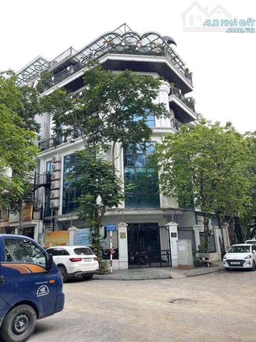 Siêu Víp Ngã Tư/ 79.8 tỷ/ 158 m2/6 Tầng - 13