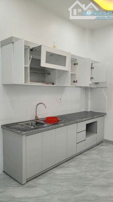 (Đẹp) Cần tiền bán căn nhà 3 T mới đường 3m Đất Đỏ,Kiến An dt 52m2.Giá 2,5 T - 2