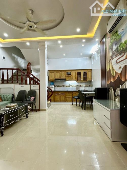 💝 BÁN NHÀ ĐẸP 3 TẦNG LÔ GÓC – FULL NỘI THẤT ĐẸP– PHẠM TỬ NGHI, LÊ CHÂN - GIÁ CHỈ 2,95 TỶ - 2