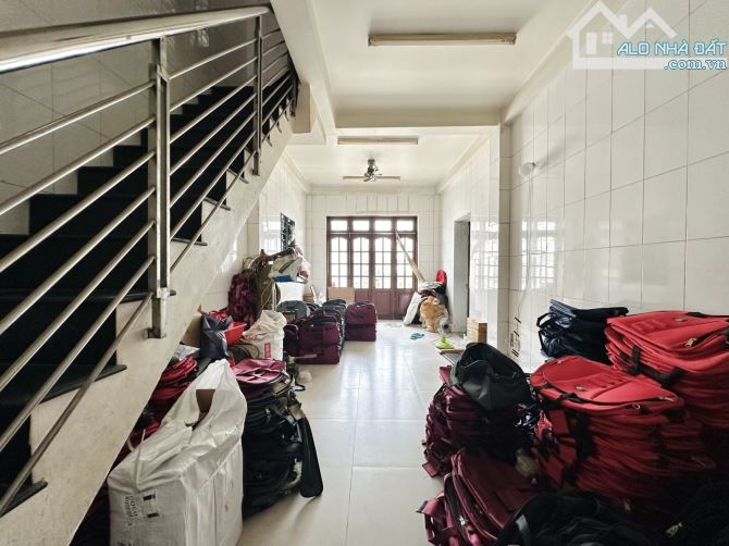 BÁN NHÀ QUẬN 10 - HẺM 5M - 6 TẦNG - Ở - KINH DOANH - 2