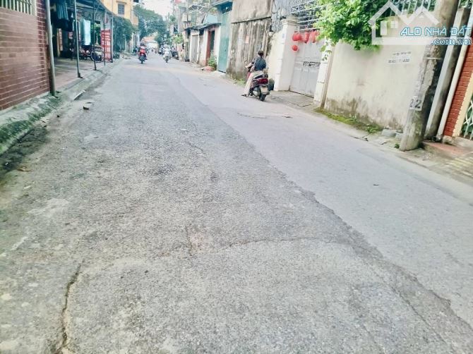 Bán Đất Thạch Bàn 50m2-Mặt Tiền 4.5m-nhỉnh 6 tỷ-Ô TÔ ĐỖ CỔNG-VỊ TRÍ ĐẸP-SỔ VUÔNG-GIÁ ĐẦU - 2