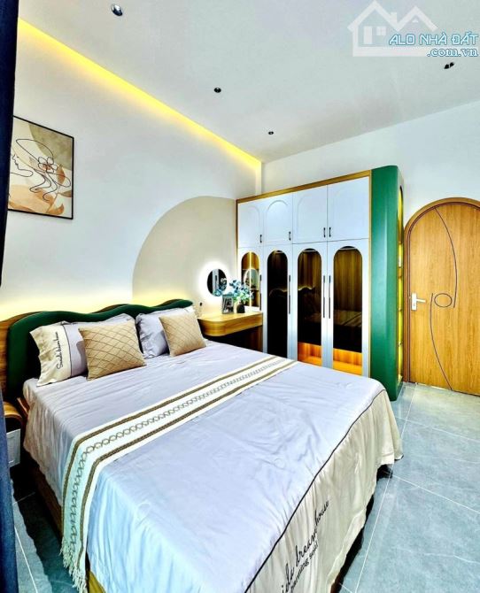 NHÀ ĐẸP 2 TẦNG – SÁT CHỢ, CÁCH HẺM XE TẢI 20M – ĐS 51, P14, GÒ VẤP – 50M² - GIÁ CHỈ 5.2 TỶ - 2
