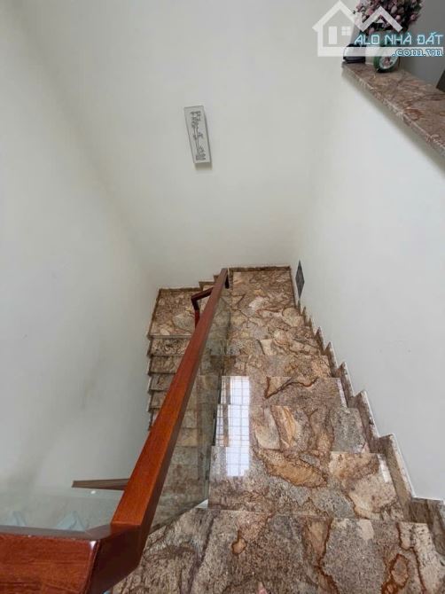 NHÀ ĐẸP GIÁ TỐT NHẤT THỊ TRƯỜNG KHU VỰC NÀY . - 2