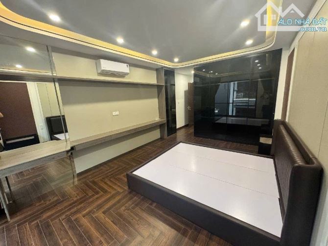 BÁN GẤP NHÀ ĐẸP HÀ ĐÔNG🔥Ô TÔ GẦN- NỘI THẤT XỊN🔥40m² x 5 tầng💰Chỉ 6tỷ 49- LA KHÊ - 2