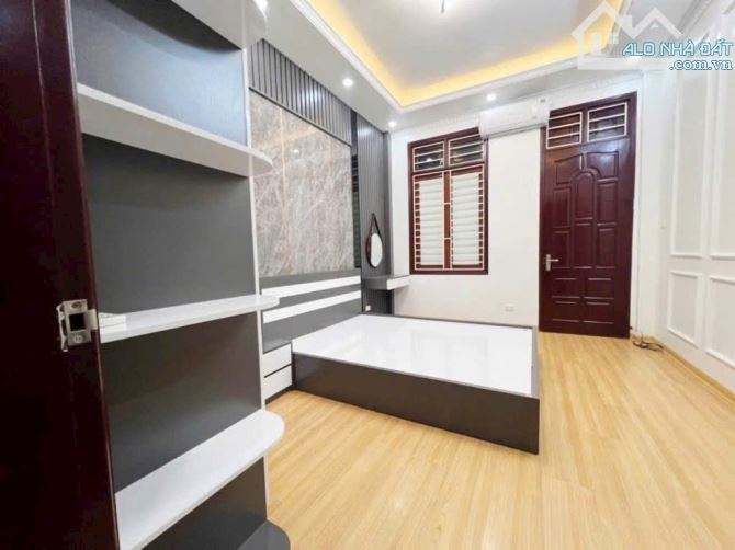 THỤY KHUÊ 30M2/5TẦNG MT4/7,05 TỶ - 2