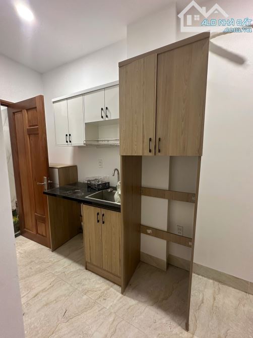 Căn Hộ Dịch Vụ 5 Lầu Góc 2MT Trần Nguyên Đáng, Bình Thạnh, 11x18m, HĐT 4.300$, Chỉ 33 Tỷ - 2