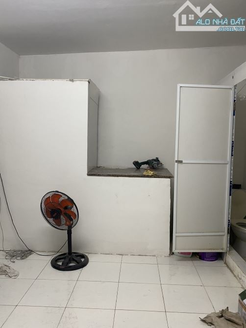 Cần share phòng trong nhà nguyên căn – Gần Cách Mạng Tháng 8, Quận Tân Bình - 2