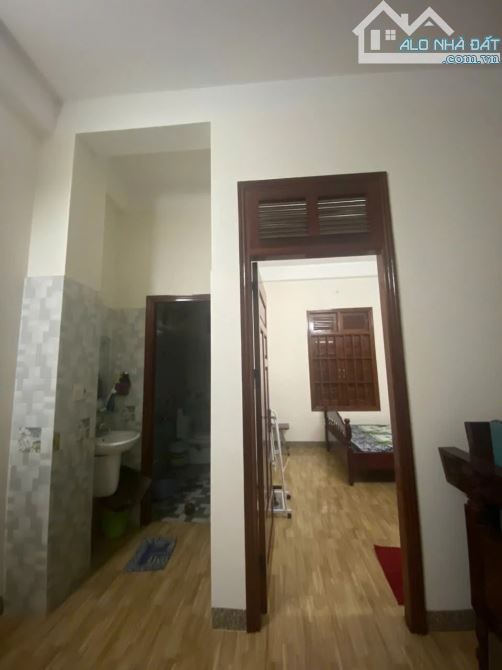 Nhà 3 tầng mặt tiền Đào Nguyên Phổ, gần biển Nguyễn Tất Thành - 2