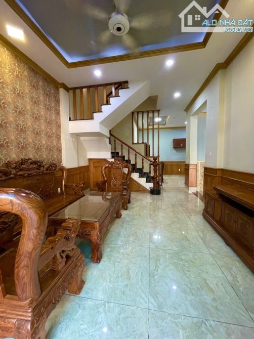 BIỆT THỰ 3 TẦNG, KHU VILA VẠN XUÂN ĐƯỜNG HÀ HUY GIÁP, Q.12, HẺM 12M, 7*15M, NHỈNH 7 TỶ - 2