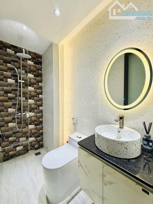 Siêu Phẩm ! Căn Góc 2 Mặt tiền - 45 đường số 1 - P. Thông Tây Hội - 4X17m - 5 Tầng. - 2