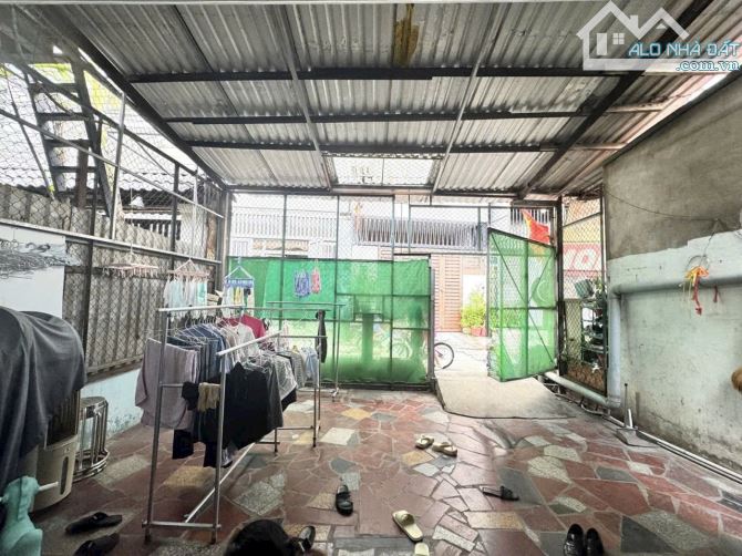 Bán đất tặng nhà cấp 4 hẻm xe hơi đường số 2 P.Trường Thọ, Thủ Đức. Giá 6 tỷ full thổ cư - 2